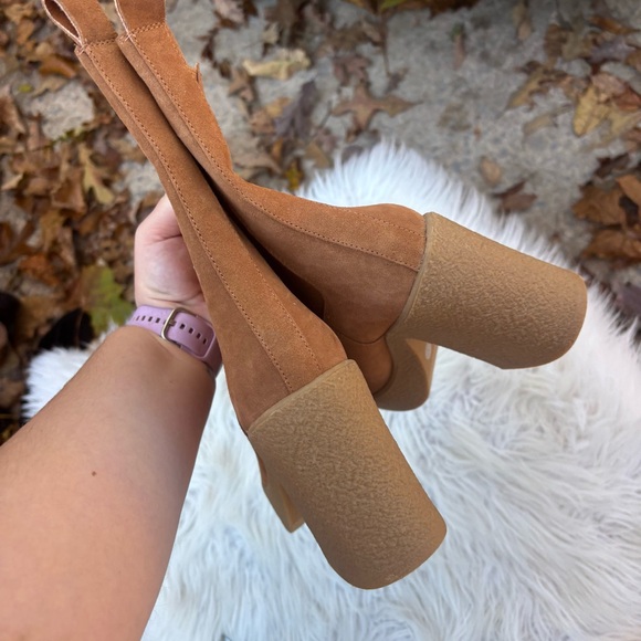 Chinese Laundry Stylish Tan Ankle Boots for Women Size 8 - Picture 5 of 6